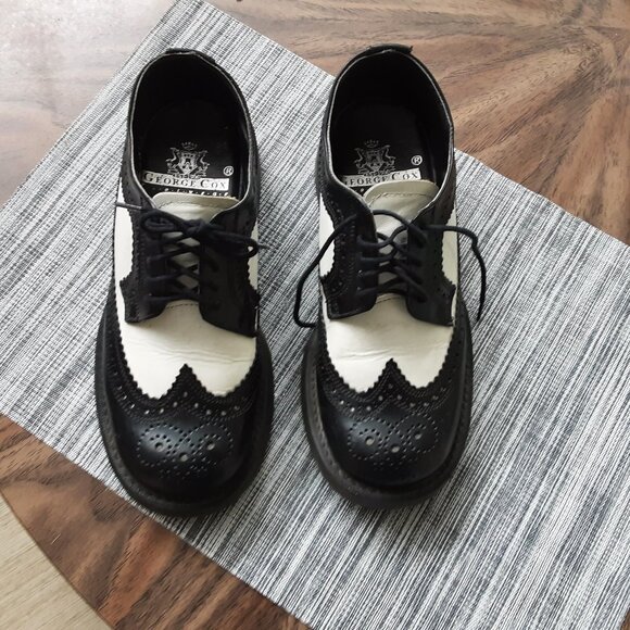 Shoes, oxford,  Georges Cox, UK 3 (us 6), black and white - Picture 1 of 6